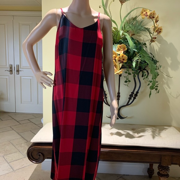 black and red  dress size M. belt is not included - Picture 4 of 8